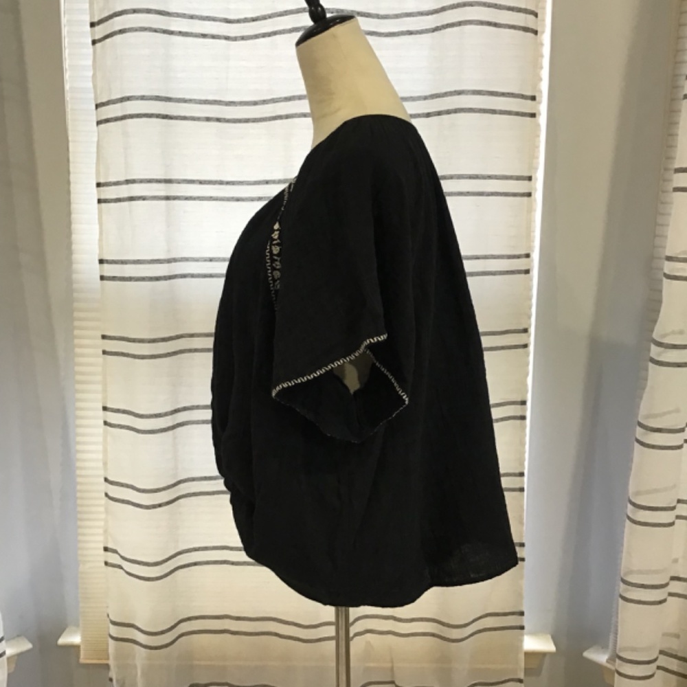 NWT Old Navy Women Size 3X Black Flutter Sleeve Embroidered Swing Blouse Boho - Picture 7 of 13